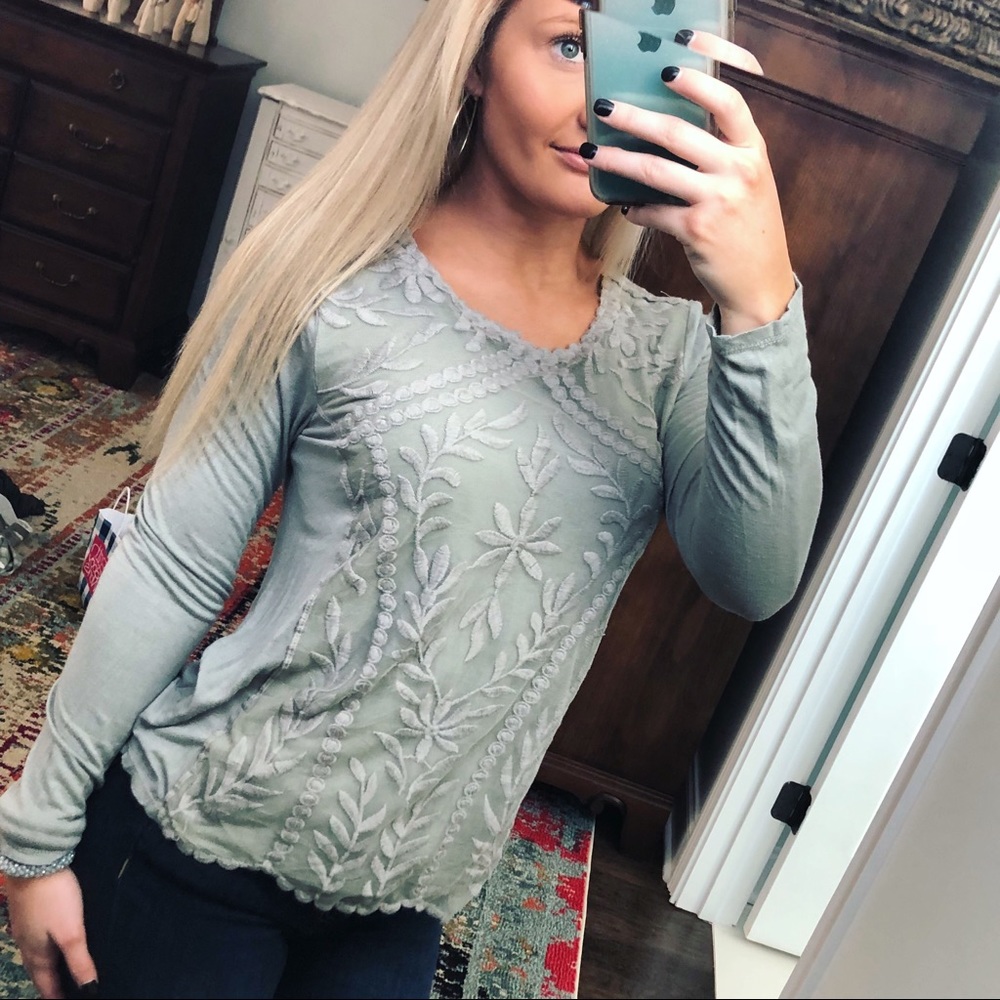 Long sleeve blouse